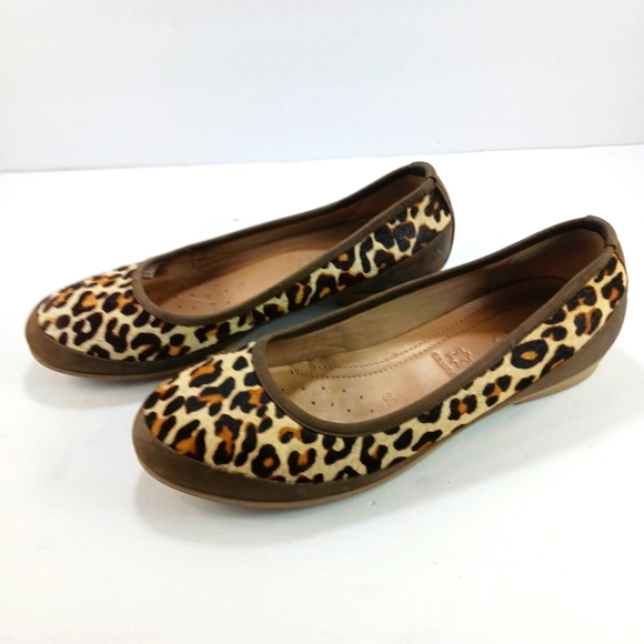 ECCO Leopard Print Ballet Flat Calf Hair Leather Insole Womans 5.5 - Picture 3 of 12